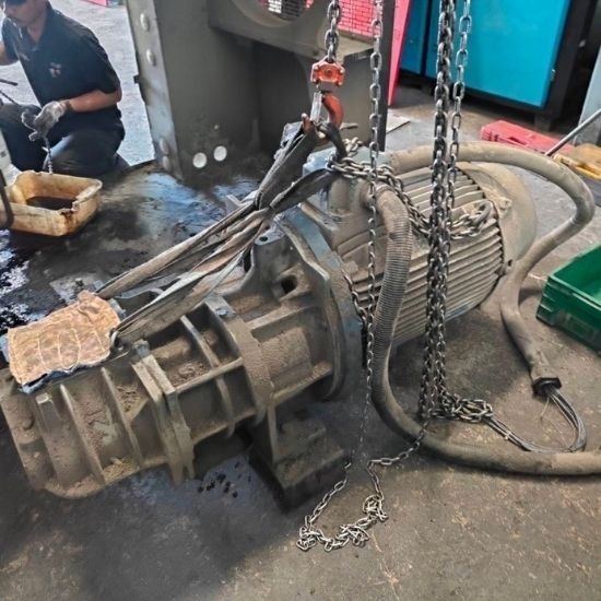 ซ่อมปั๊มลมสกรู ซ่อมปั๊มลมโรงงาน - ซ่อมปั๊มลมแบบสกรู