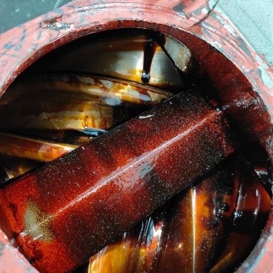 รับแก้ไขปัญหาสกรูมีน้ำมันเหนียว รับแก้ไขปัญหาสกรูมีน้ำมันเหนียว  ปั๊มลมสกรูโรงงานอุตสาหกรรม  รับซ่อมปั๊มลมสกรูโรงงานอุตสาหกรรม 